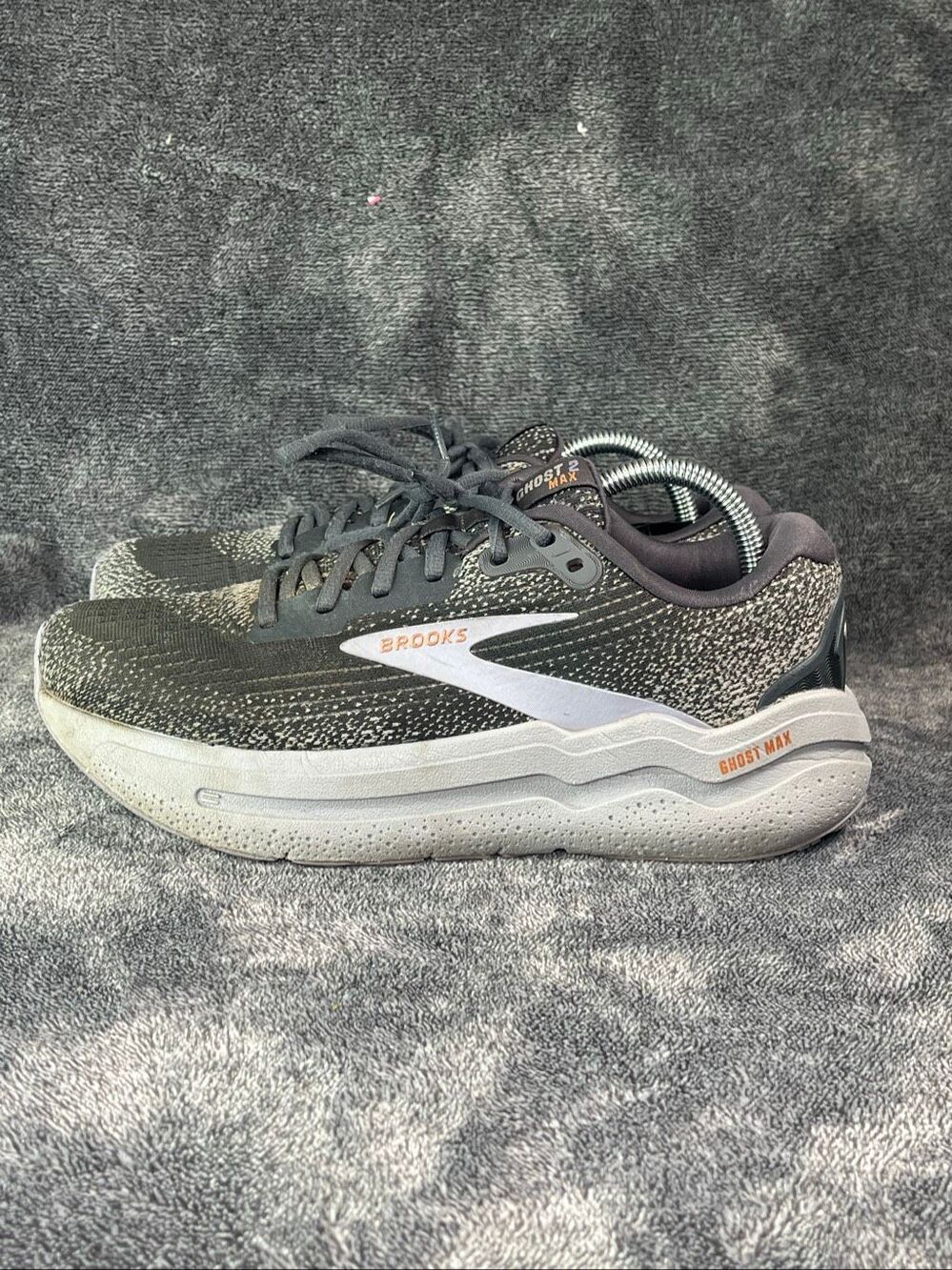 Brooks Ghost Max 2 Womens Size 9.5 B Black Gray Running Shoes 1204201B005⁠